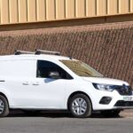 O firmă are interdicție la contracte cu statul pentru că nu a livrat mâncare cu o mașină electrică. Patronul este un fost șef al Gărzii Financiare